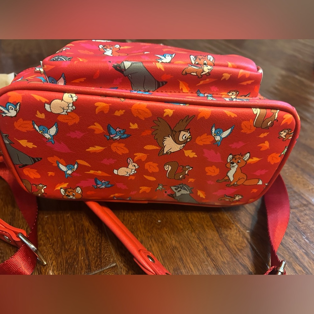 Disney Loungefly Red Animal Print Bag, only used once. Discontinued style - Picture 4 of 6